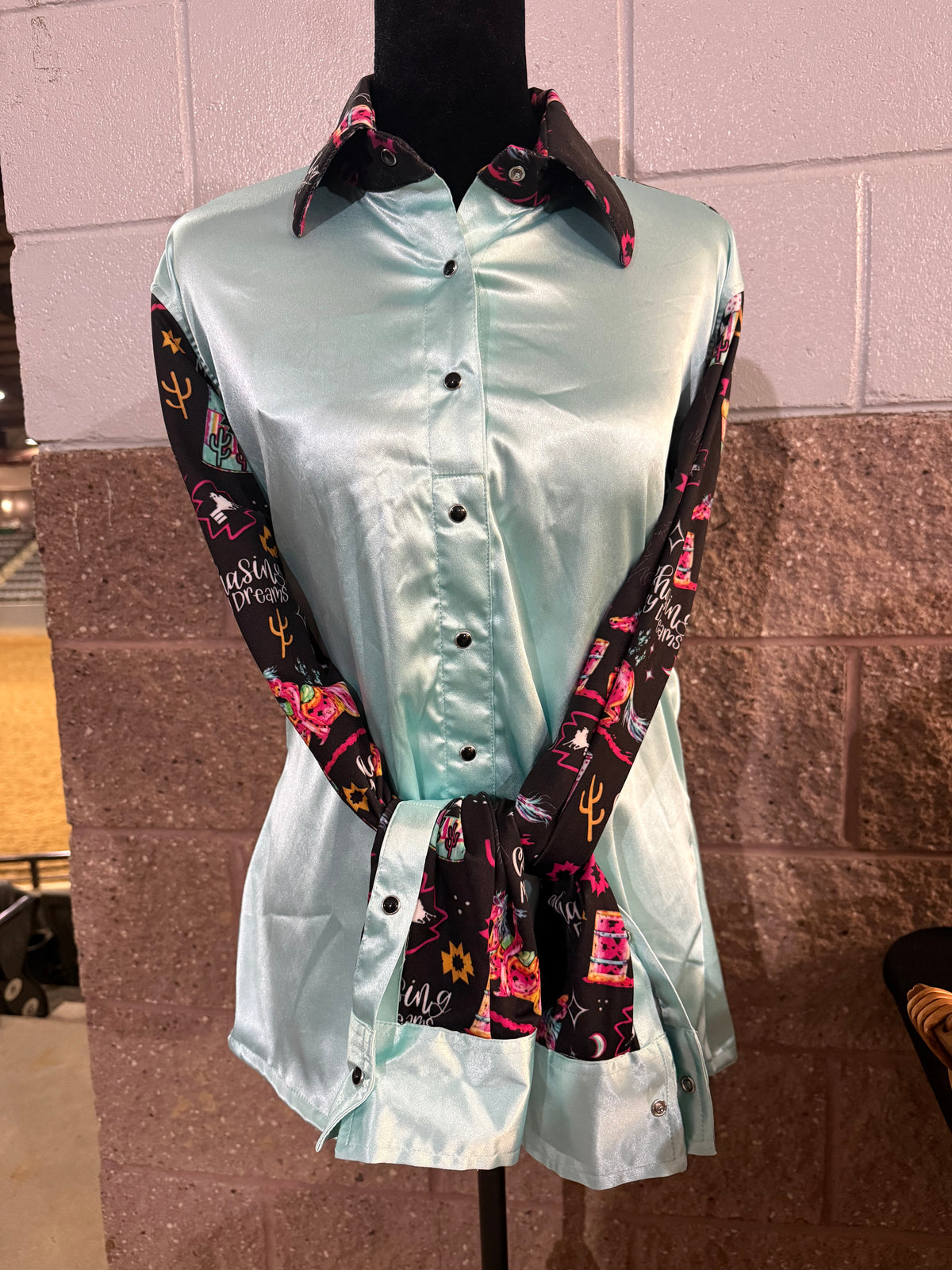 Buckin’ Bling™️ Chasin’ Dreams Rodeo Shirt