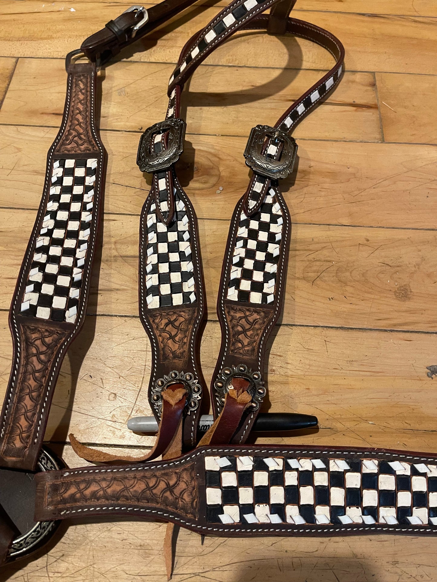 Western Tack Set - Checker & Tooled (BHT012)