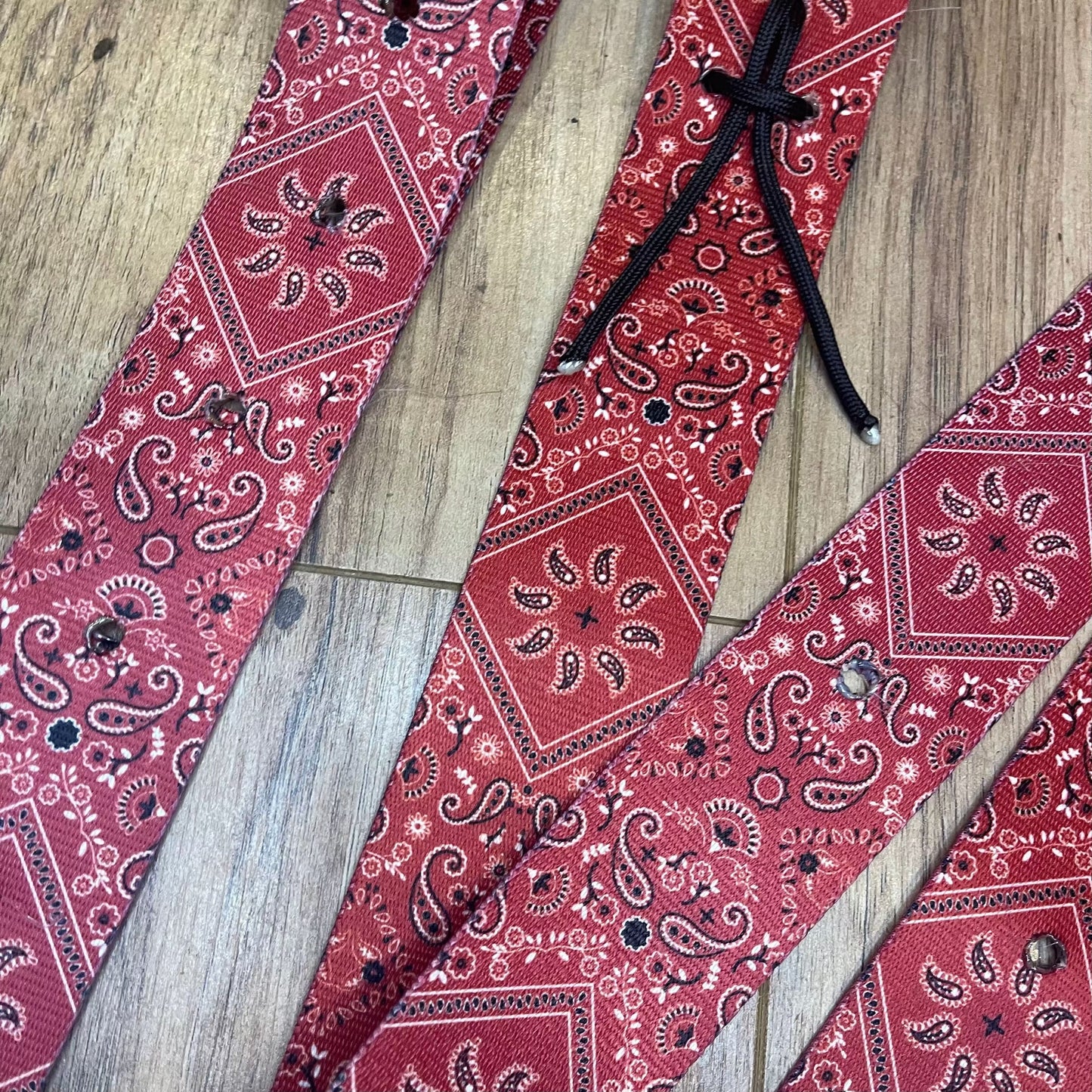 Latigo & Off Billet Set - Red Bandana