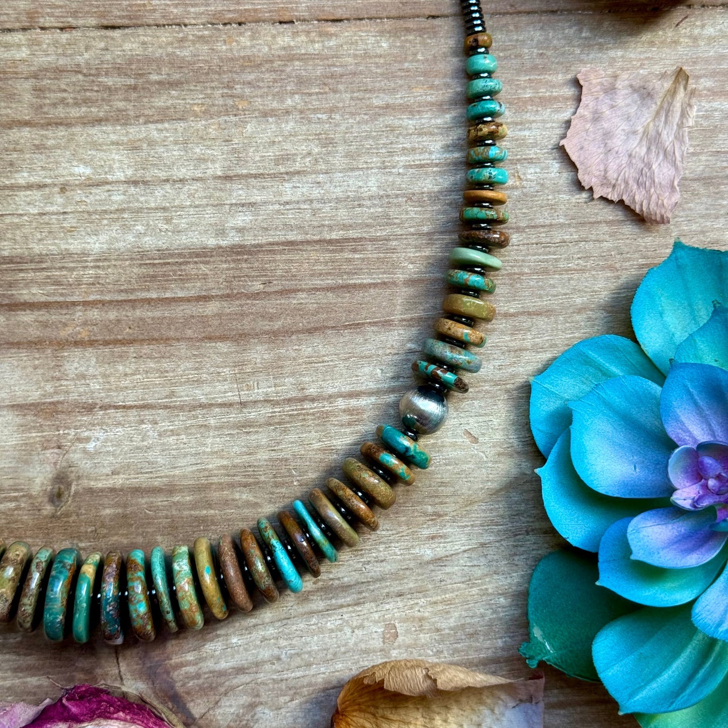 23” Dark Green Turquoise Graduated Necklace – Sterling Silver & Hematite