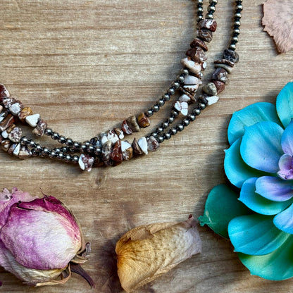 16” Wild Horse Chip Necklace – Sterling Silver