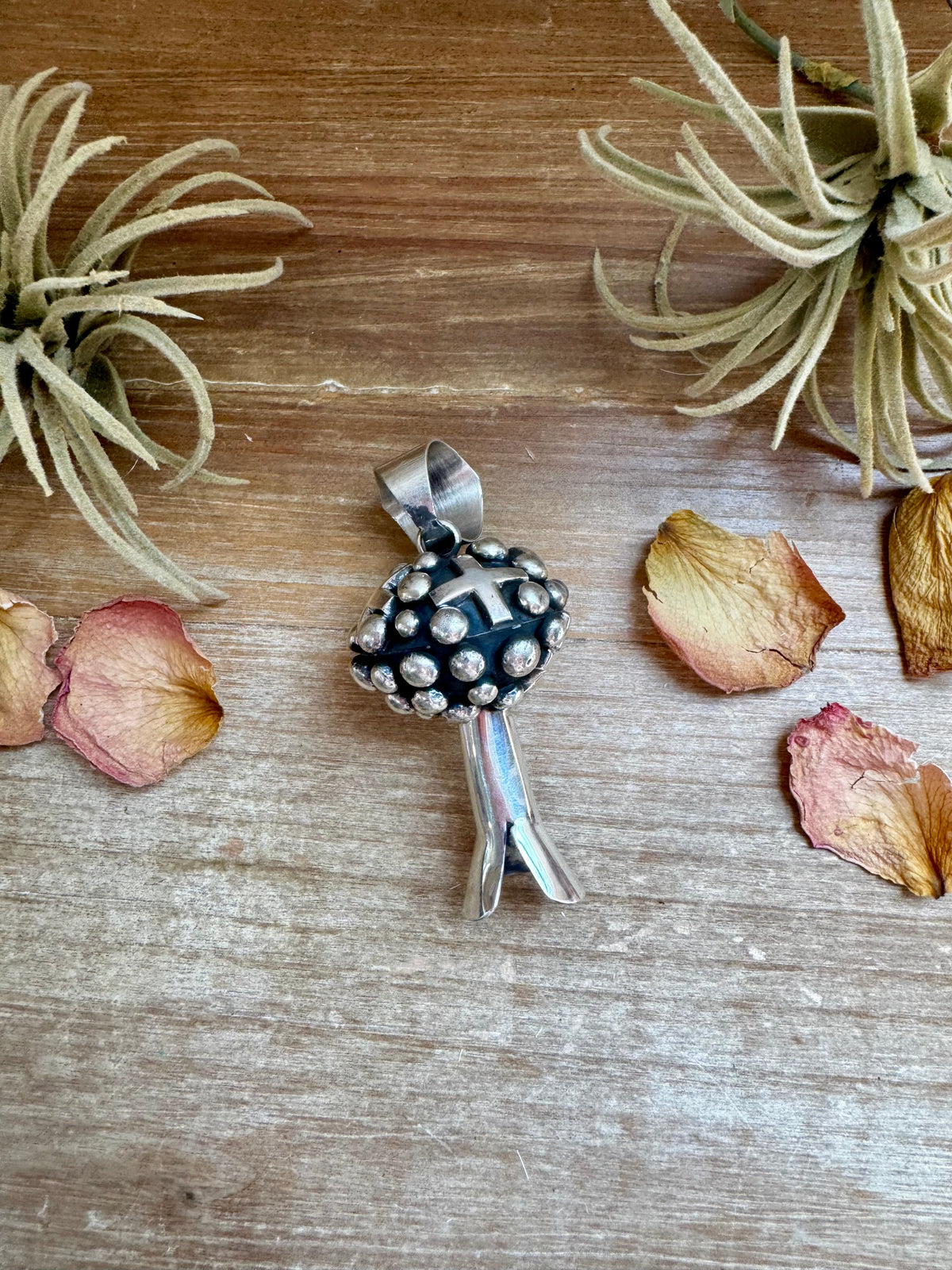 Giant Blossom Pendant – Sterling Silver – Native Made