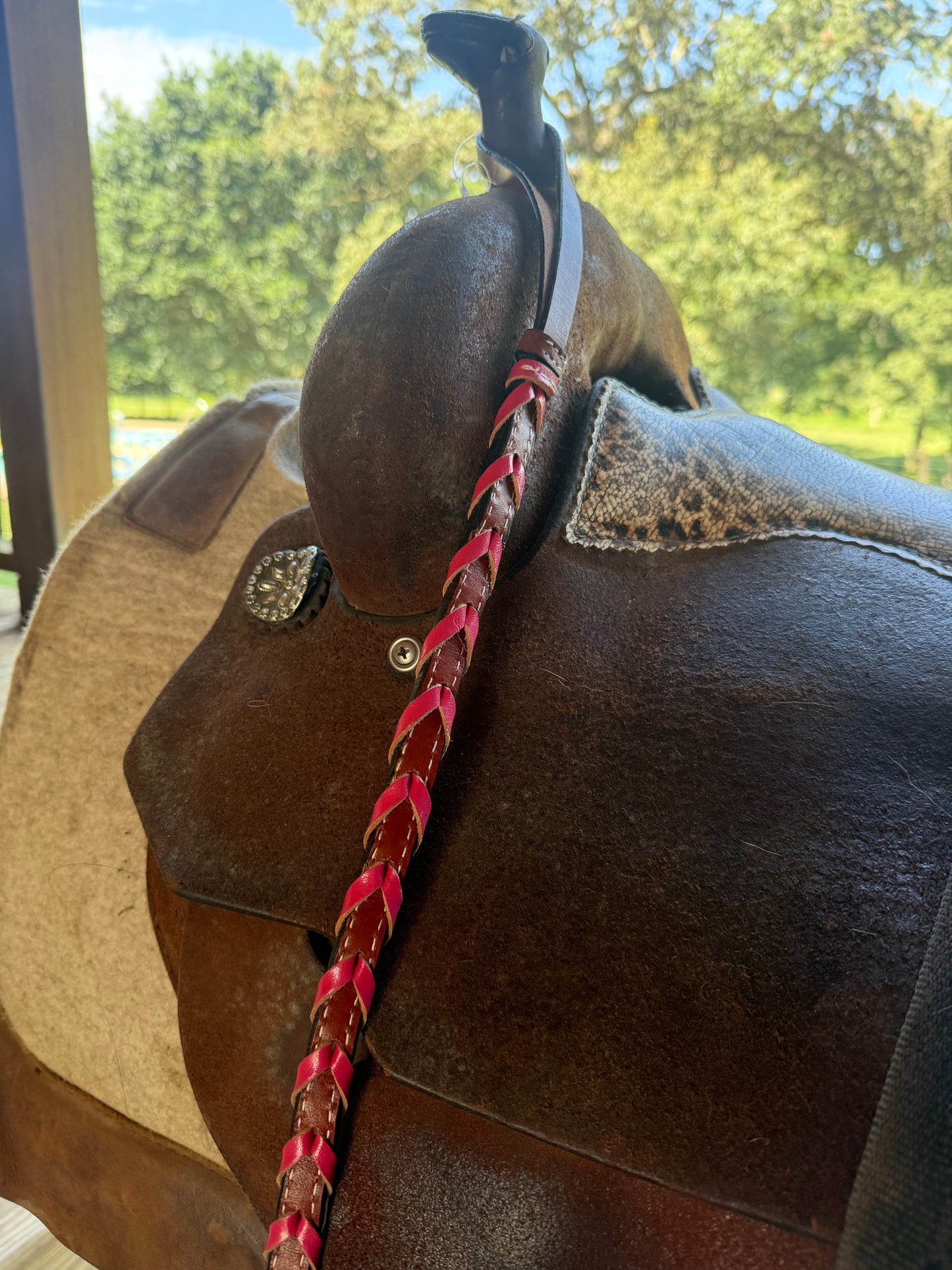 Showman™️ Braided Over & Under Whips