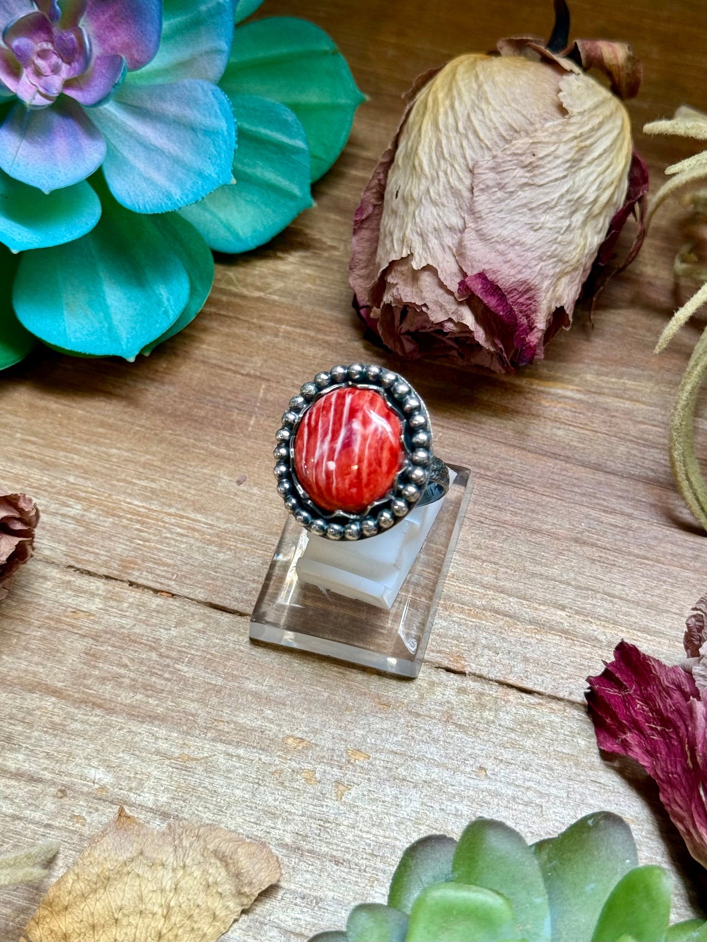 mj ring red spiny