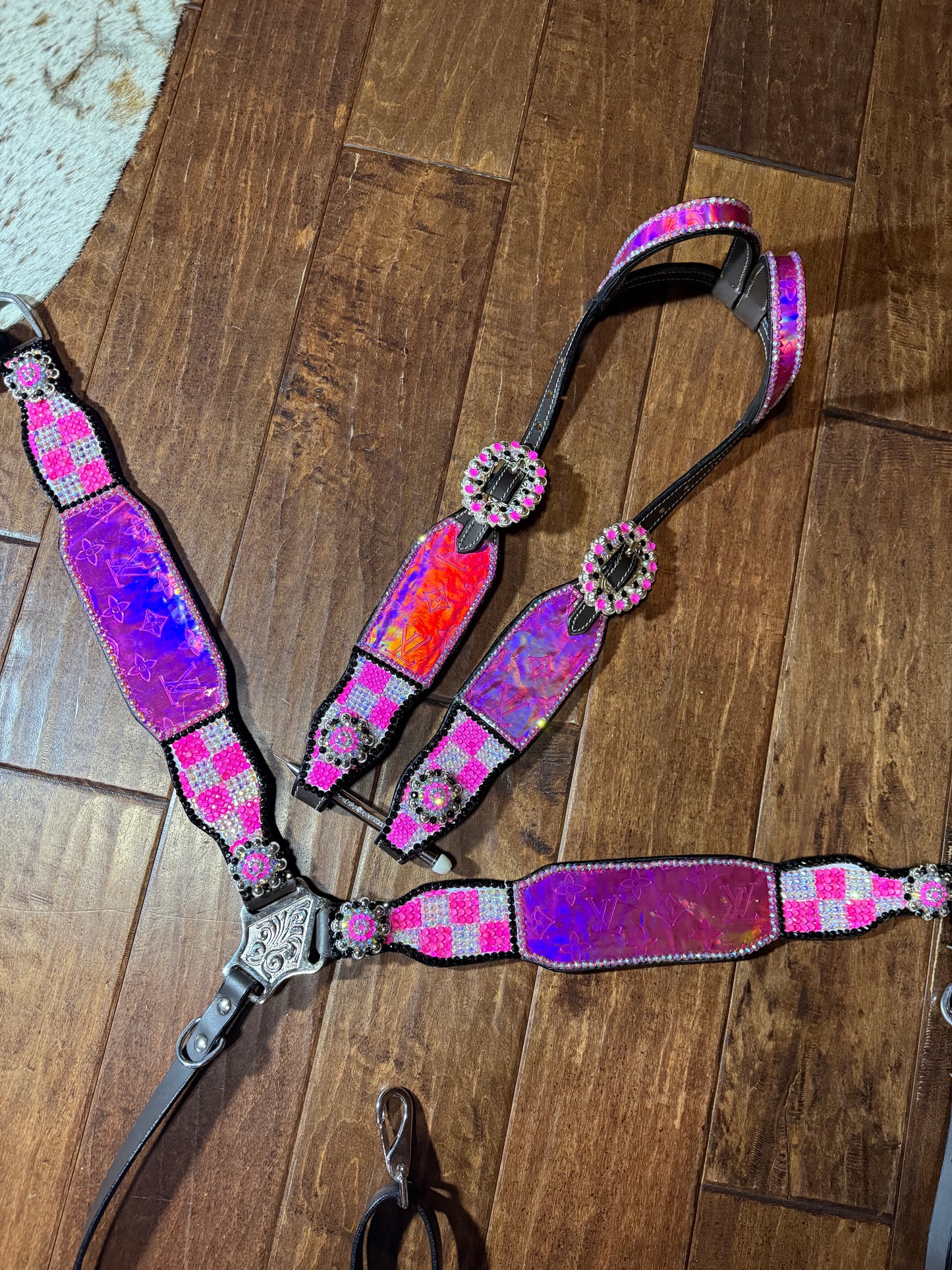 ** PRE ORDER** PINK DESIGNER TACK SET