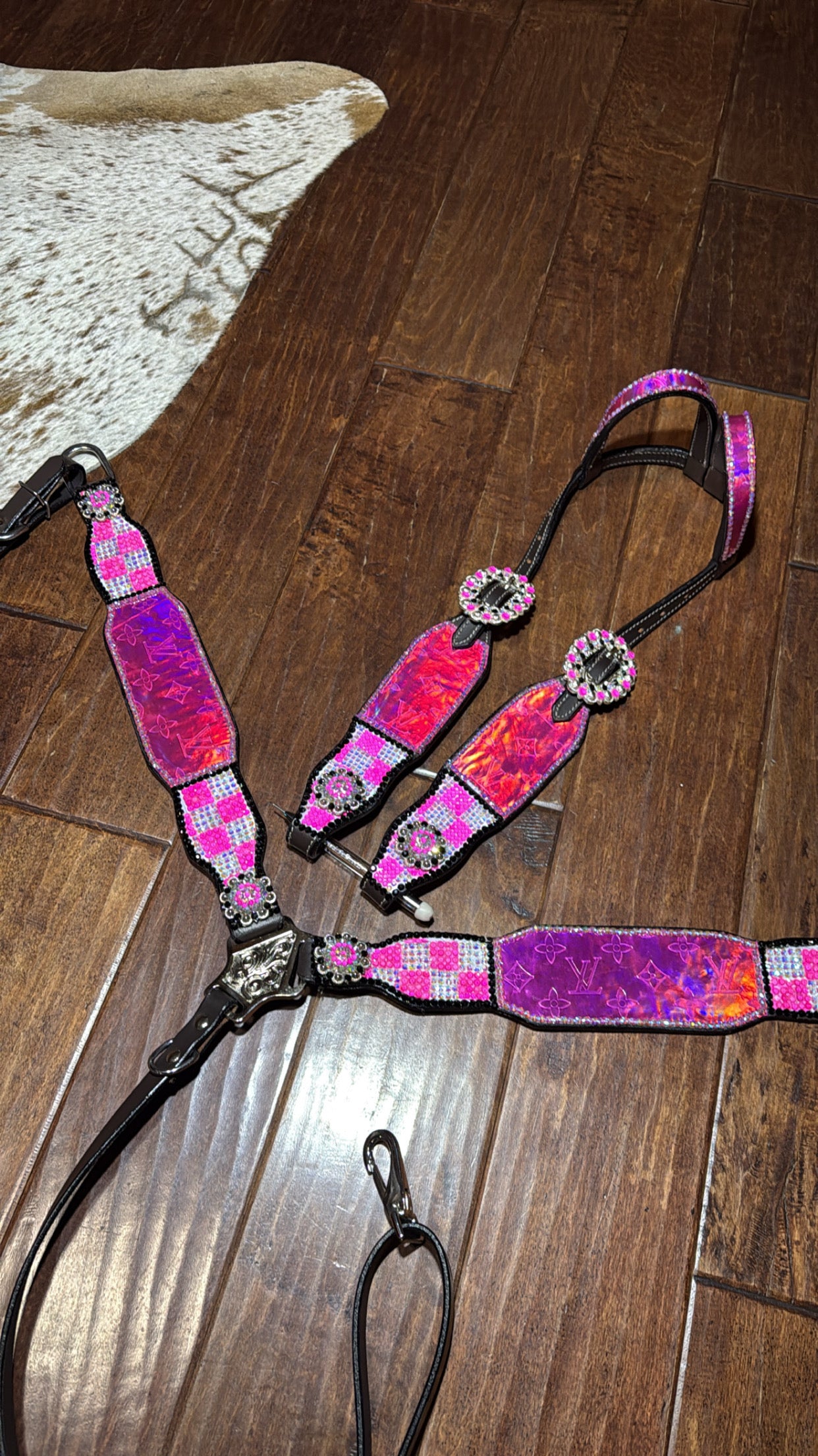 ** PRE ORDER** PINK DESIGNER TACK SET