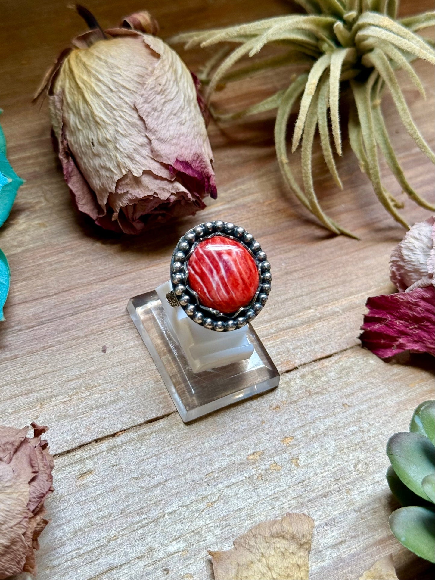 mj ring red spiny