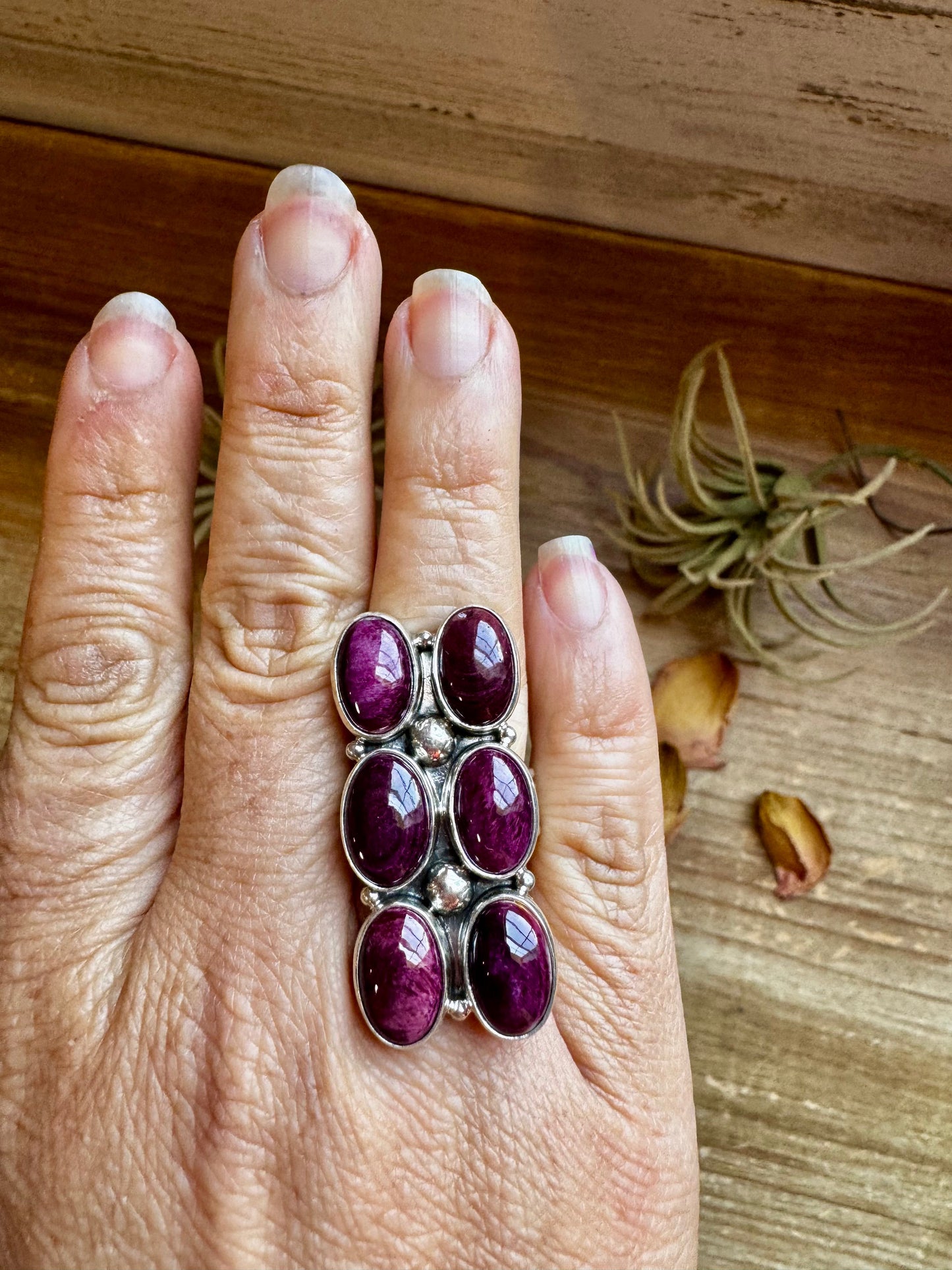 6-Stone Purple Spiny Oyster Ring – Size 8, Big Band, USA Made