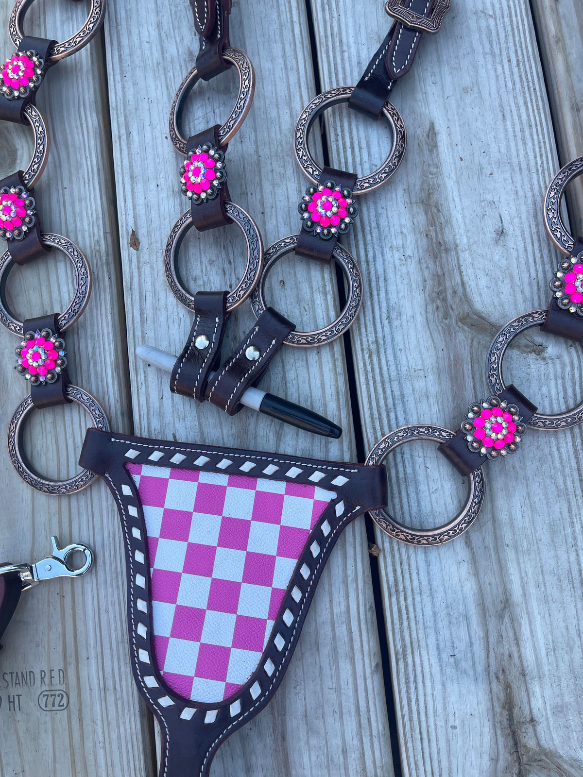 Made to Order Western Tack Set - Hot Pink & White, Ring Style (BHT029)