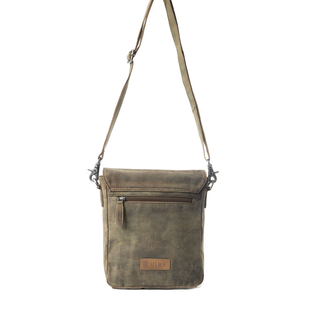 Mountain Heights Messenger Bag In Brown